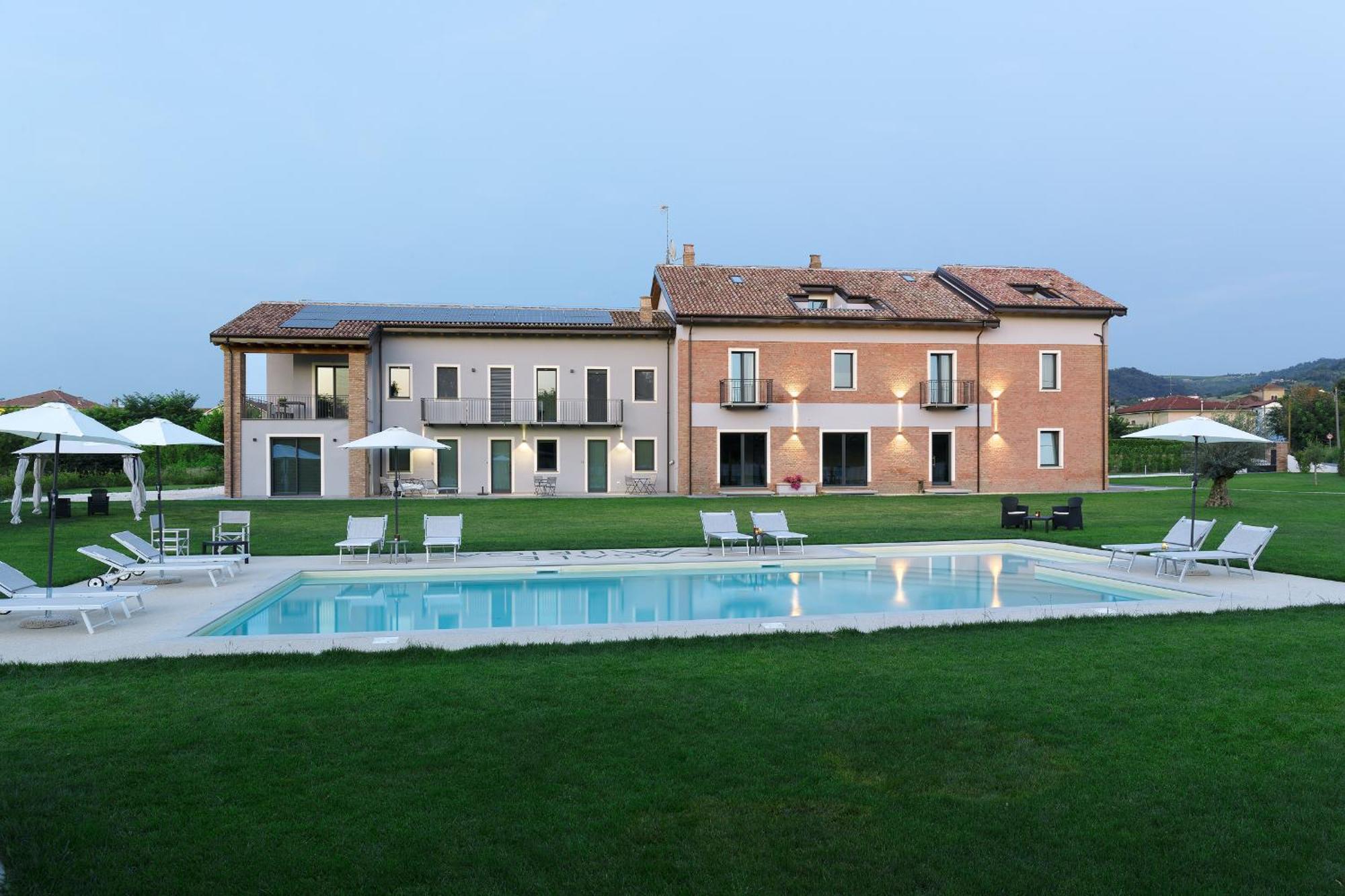 Casale Auriga - Oltrepo' Pavese Bed & Breakfast Codevilla ภายนอก รูปภาพ