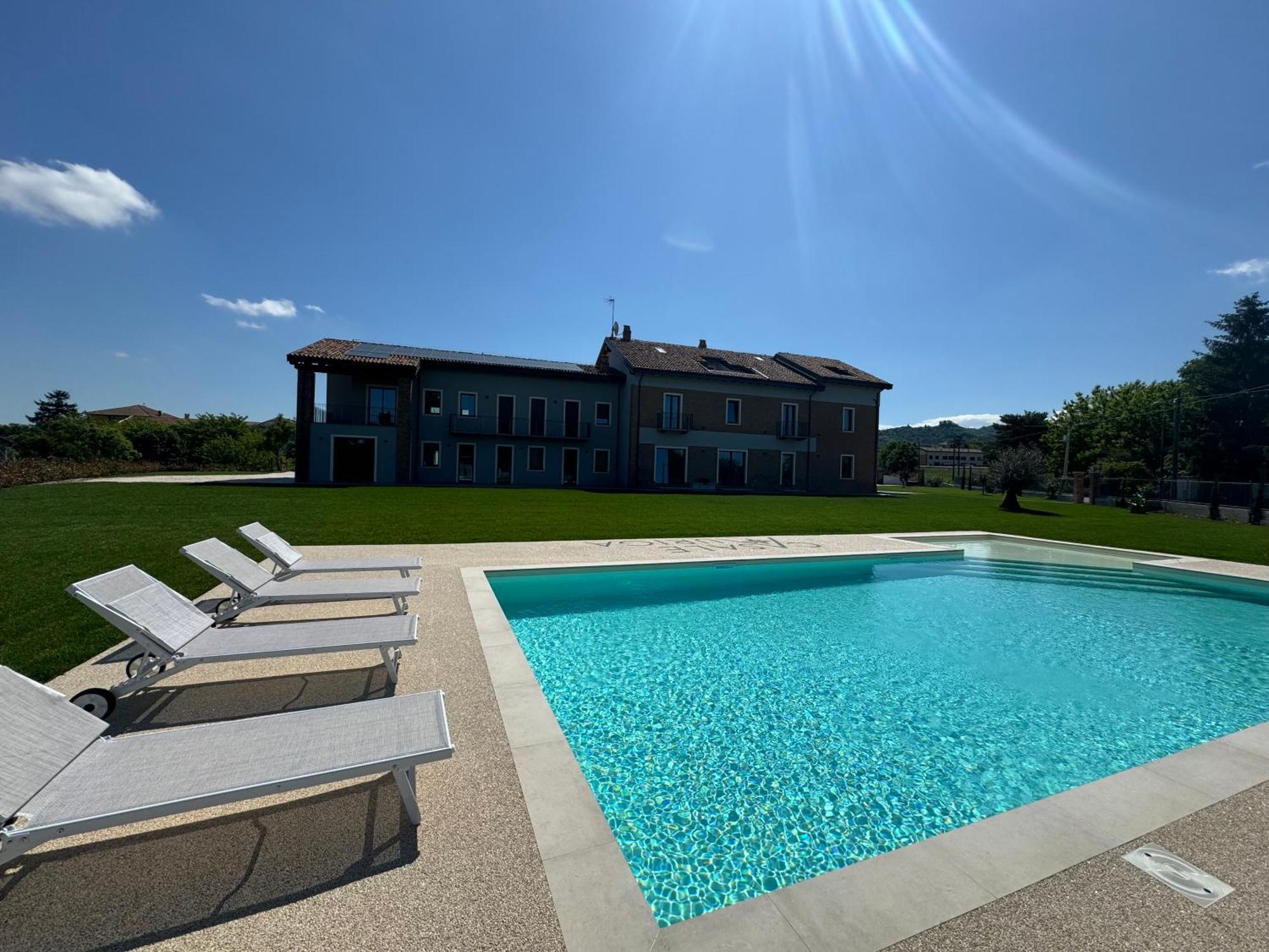 Casale Auriga - Oltrepo' Pavese Bed & Breakfast Codevilla ภายนอก รูปภาพ