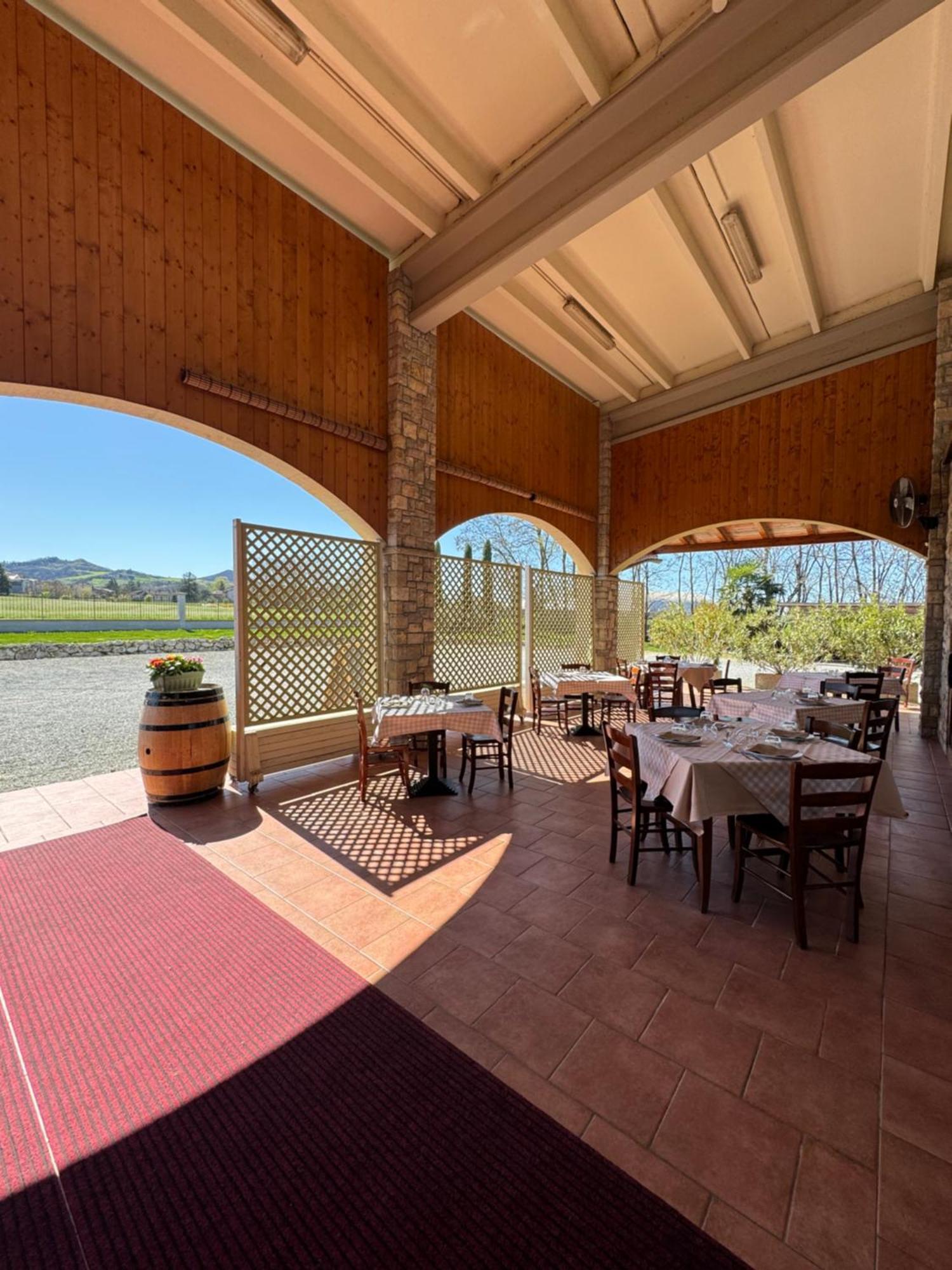 Casale Auriga - Oltrepo' Pavese Bed & Breakfast Codevilla ภายนอก รูปภาพ